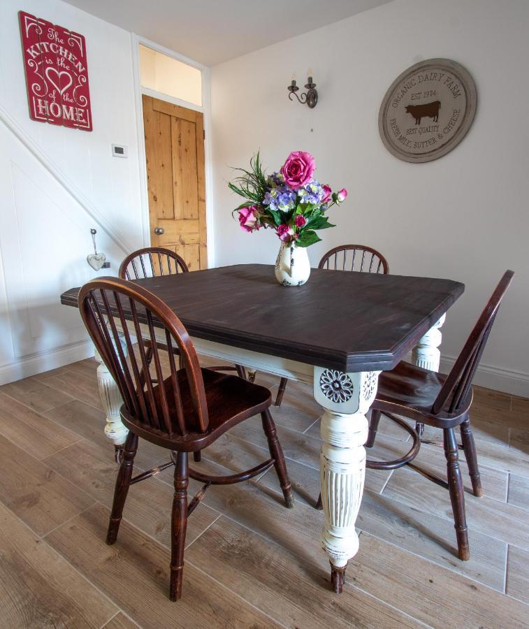 Stylish Town Centre House With Garden And Parking Opposite Villa Bury St. Edmunds Exterior photo