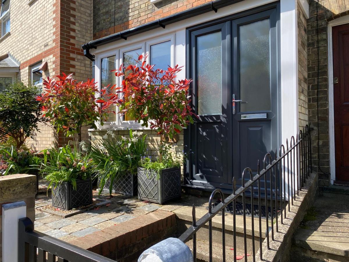 Stylish Town Centre House With Garden And Parking Opposite Villa Bury St. Edmunds Exterior photo